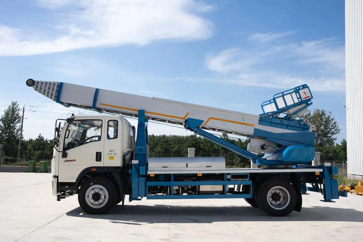 剑阁云梯上料车租赁费用